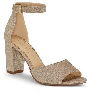 NEW Jessica Simpson Sherron sandal 9.5 champagne